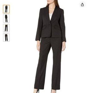 NEW Le Suit Women’s Classic 2 Piece Pant Suit Black Ivory Stripe Pkts Sz 4 NWT!